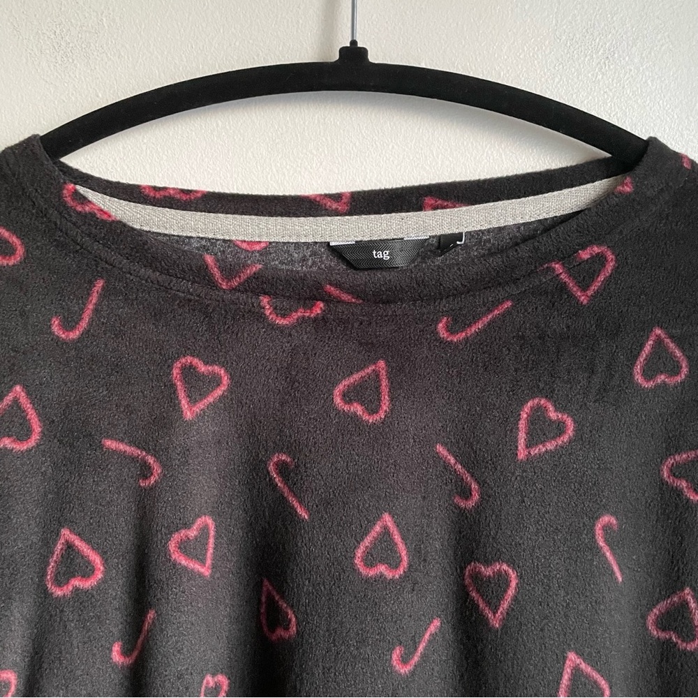 Black Fleece Pullover-Heart&Candy cane print-Cozy Holiday size L - Picture 2 of 5